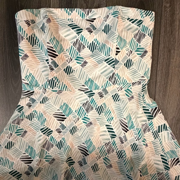 White House Black Market Geometric Strapless High Low Midi Dress Blue White 12 - Picture 4 of 12